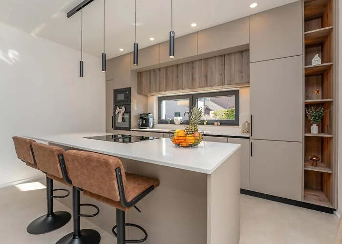 Amazing In Дом отдыха Биоград-на-Мору